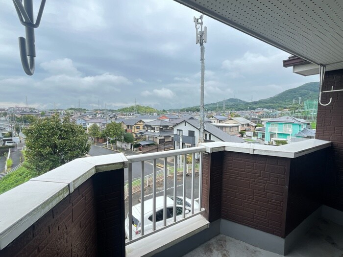 物件内観写真13　(室内からの展望)