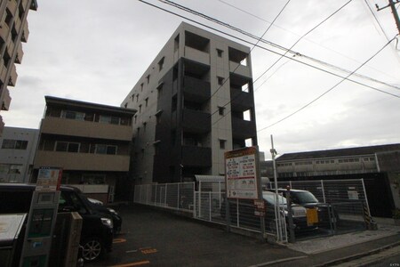 ﾘｱﾝﾚｶﾞｰﾛ東比恵ｽﾃｰｼｮﾝ外観写真