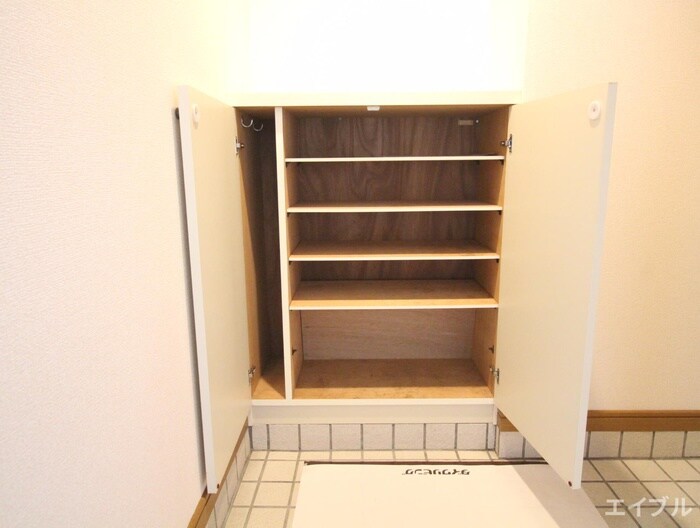 物件内観写真16　(靴箱)