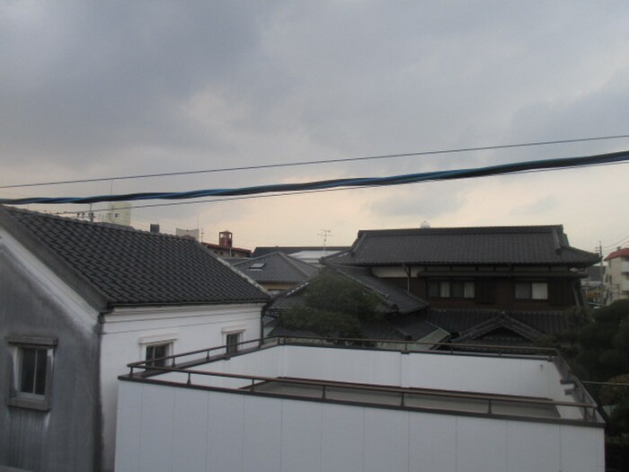 物件内観写真13　(室内からの展望)