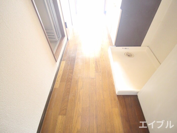 物件内観写真15　(廊下)