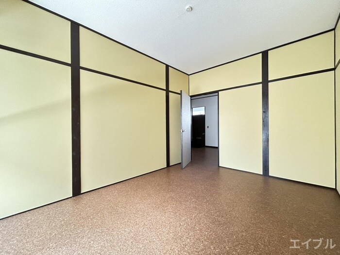 物件内観写真8　(居室)