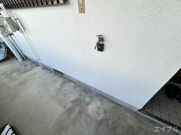 物件内観写真13　(洗濯機置場)