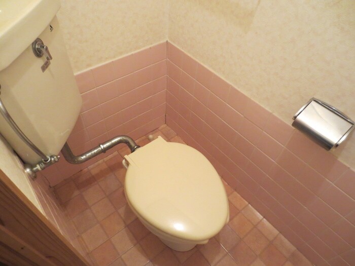 物件内観写真14　(トイレ)