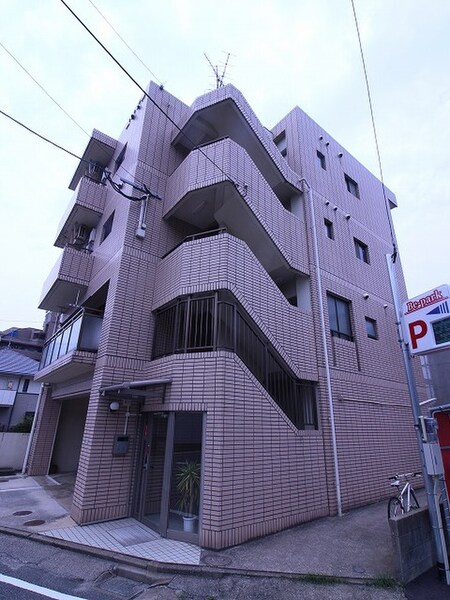 清家ビル外観写真