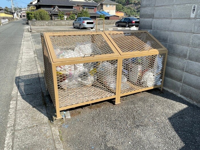 物件外観写真4　(建物設備)