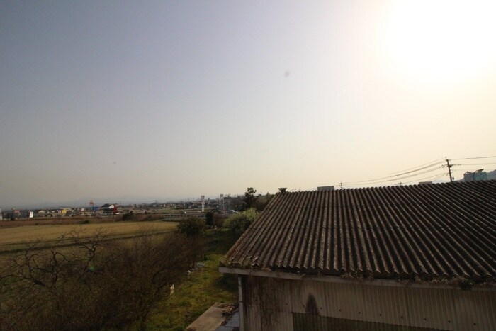 物件内観写真15　(室内からの展望)