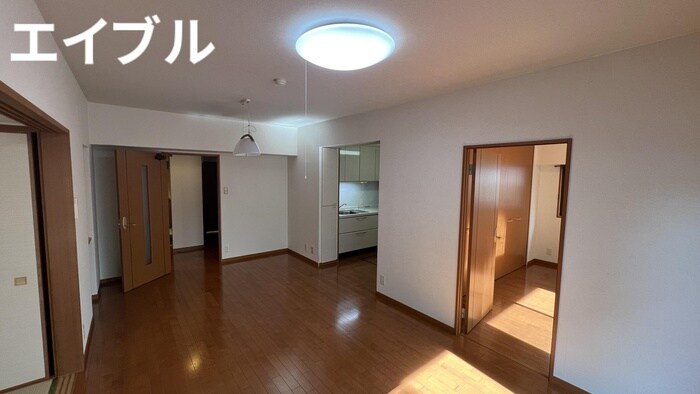 物件内観写真9　(内観写真)