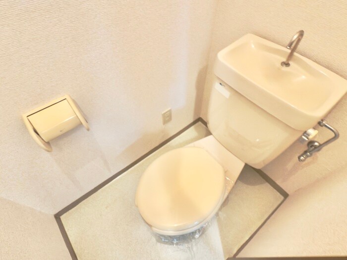 物件内観写真10　(トイレ)