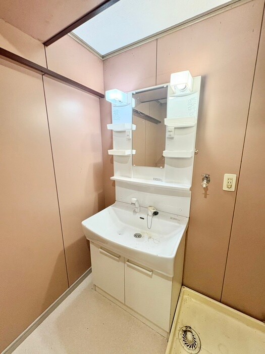 物件内観写真11　(洗面)