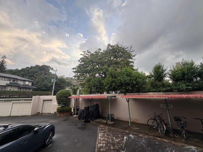 物件内観写真13　(室内からの展望)