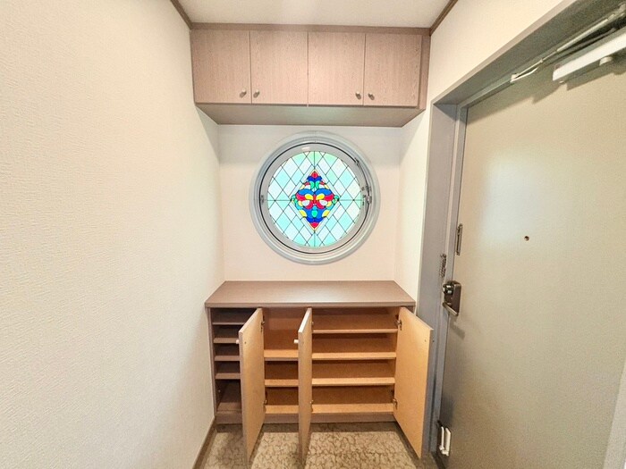 物件内観写真15　(靴箱)