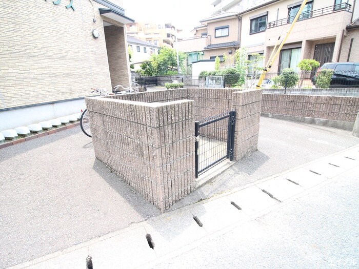 物件外観写真4　(建物設備)