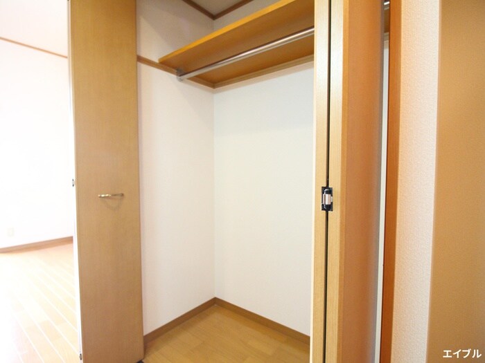 物件内観写真15　(収納)