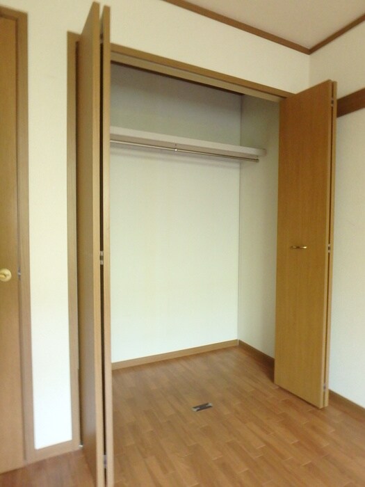 物件内観写真9　(収納)