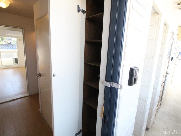 物件内観写真15　(靴箱)