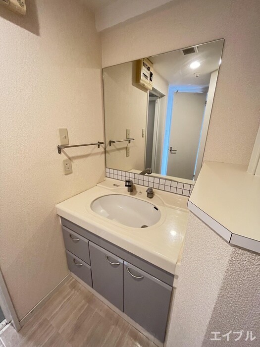 物件内観写真13　(洗面)