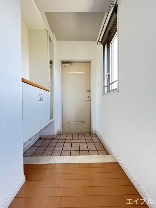 物件内観写真21　(玄関)