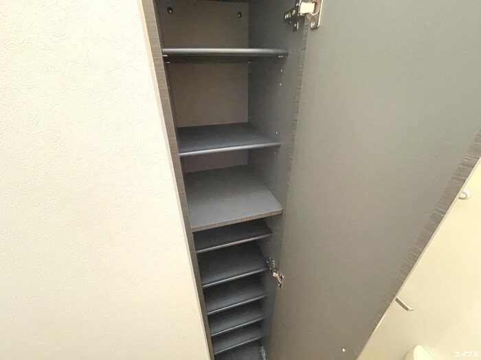 物件内観写真13　(靴箱)