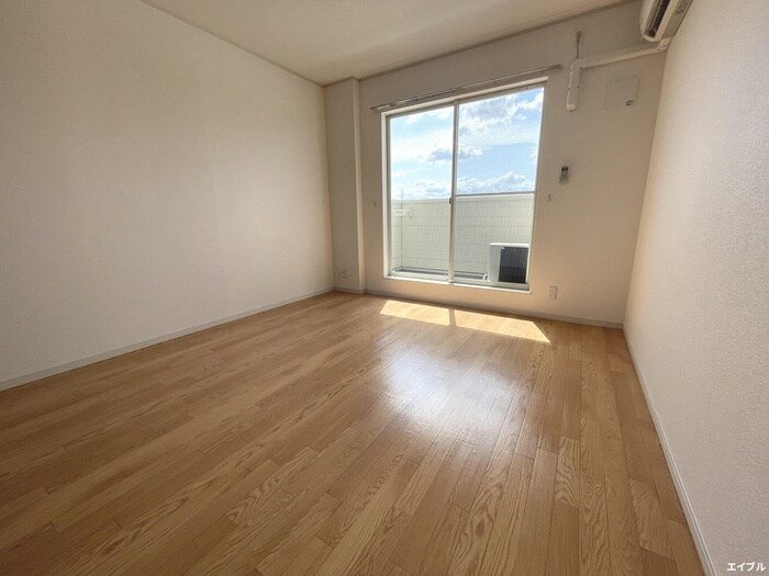 物件内観写真21　(居室)