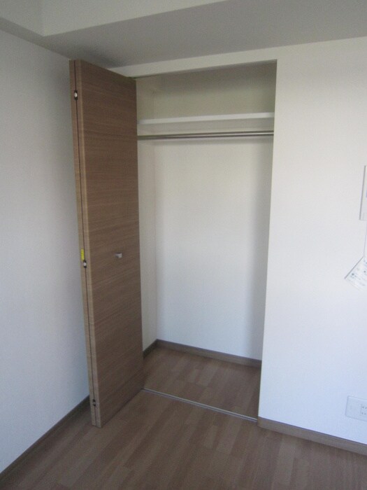 物件内観写真6　(収納)