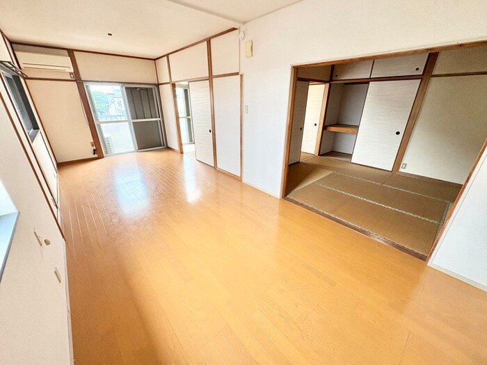 物件内観写真4　(居室)