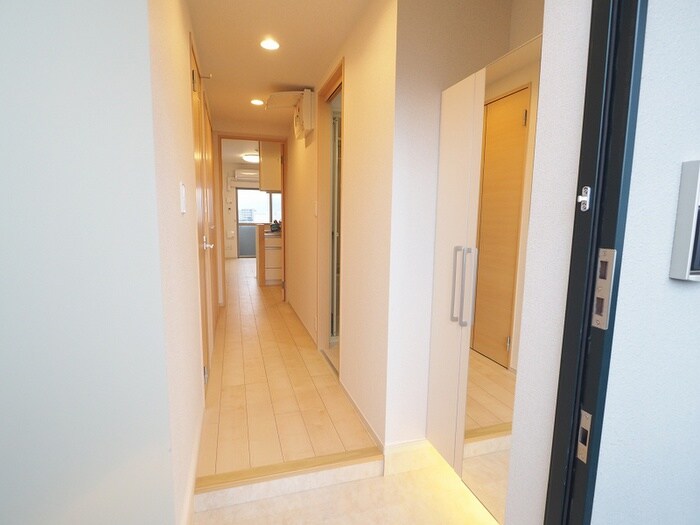 物件内観写真9　(靴箱)