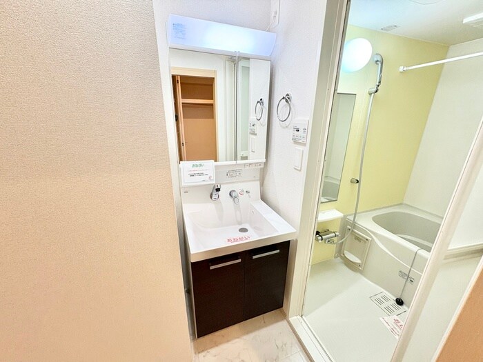 物件内観写真12　(洗面)