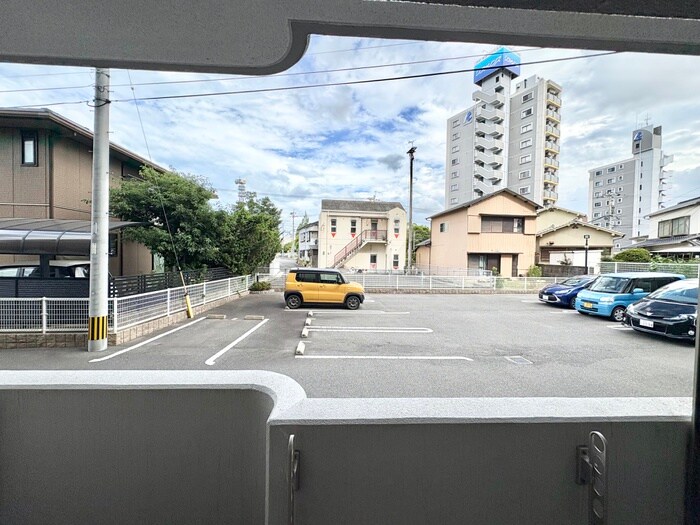 物件内観写真15　(室内からの展望)