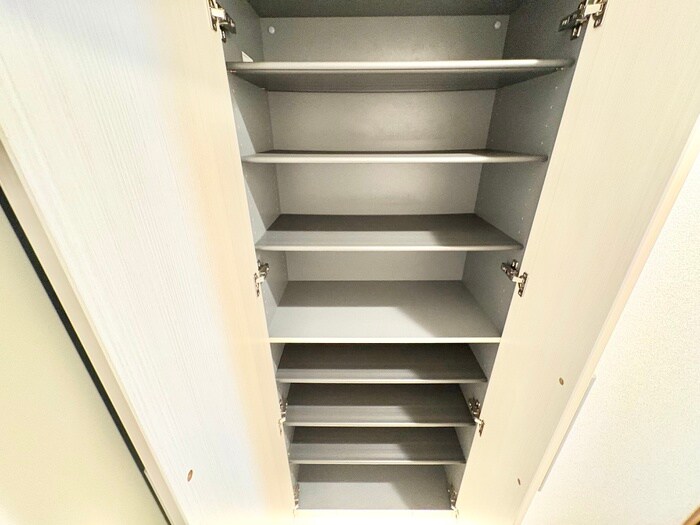 物件内観写真16　(靴箱)