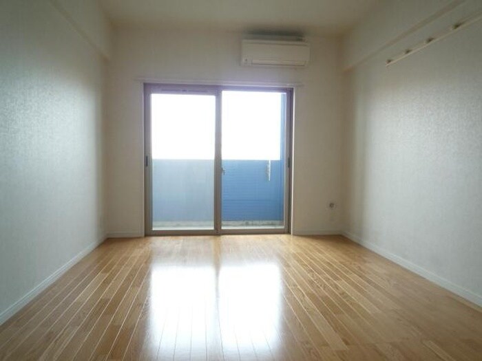 物件内観写真5　(居室)