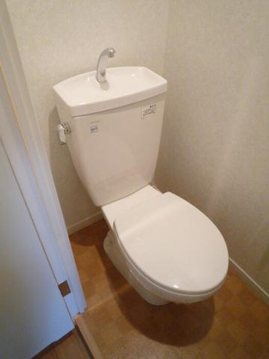 物件内観写真10　(トイレ)