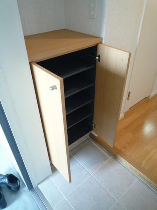 物件内観写真12　(靴箱)