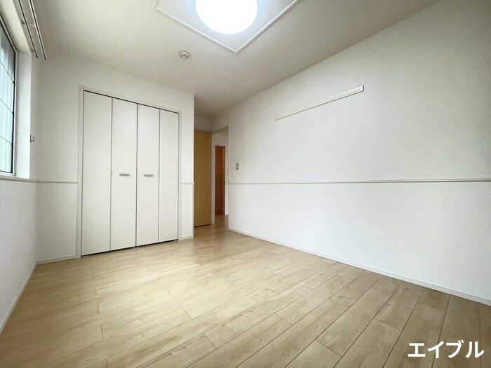 物件内観写真12　(居室)