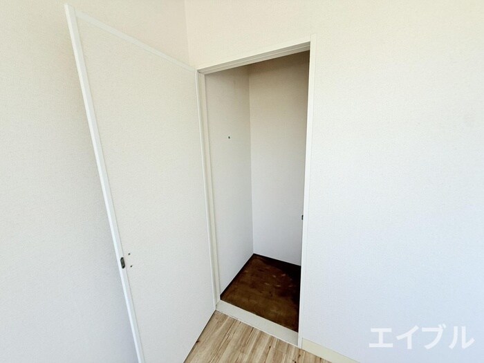 物件内観写真15　(収納)
