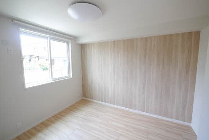 物件内観写真12　(居室)