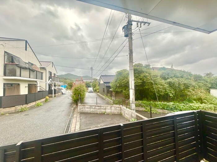 物件内観写真12　(室内からの展望)