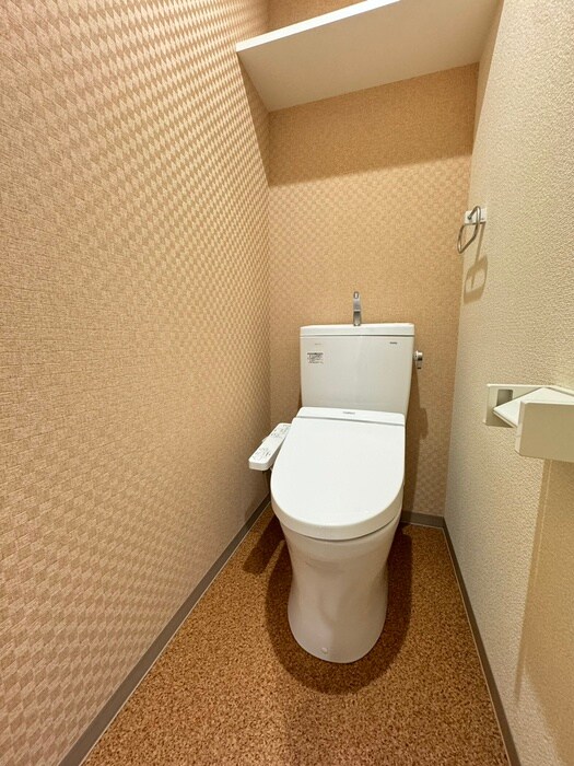 物件内観写真9　(トイレ)