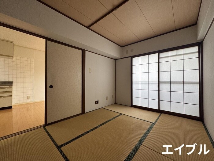 物件内観写真9　(居室)