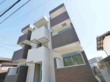 ＴＡＬＡＴＴＡ香椎駅前外観写真