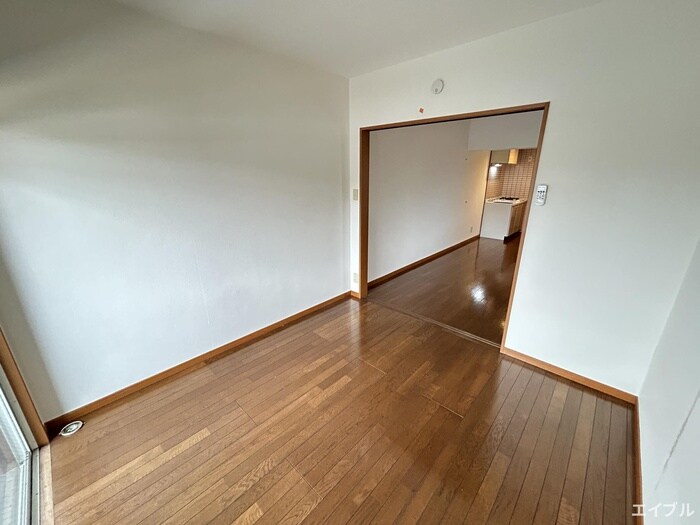 物件内観写真10　(居室)