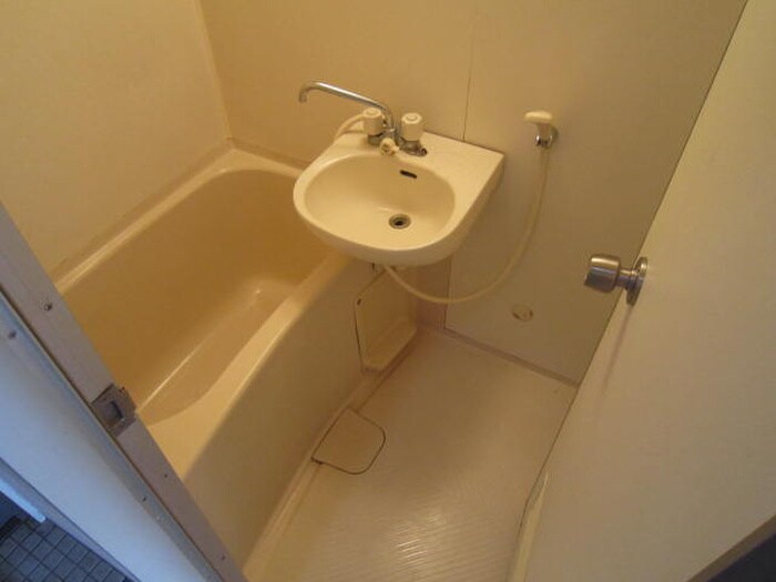 物件内観写真8　(バス／シャワールーム等)