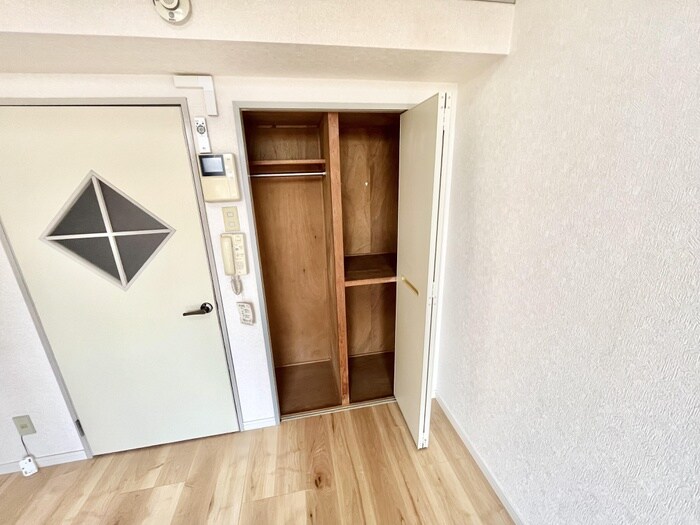 物件内観写真11　(収納)