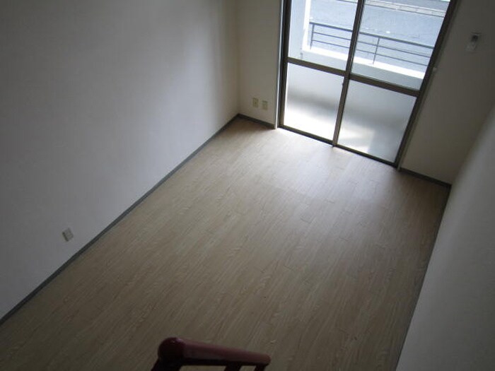 物件内観写真12　(居室)
