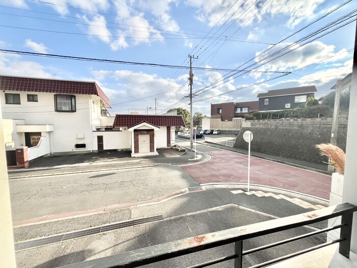 物件内観写真14　(室内からの展望)