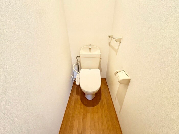 物件内観写真10　(トイレ)