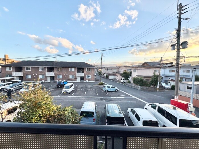 物件内観写真14　(室内からの展望)