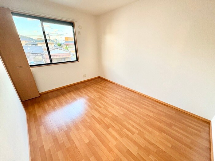 物件内観写真18　(居室)