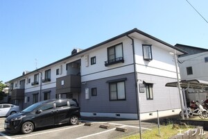 ルミエール渡辺外観写真