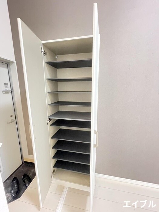 物件内観写真18　(靴箱)